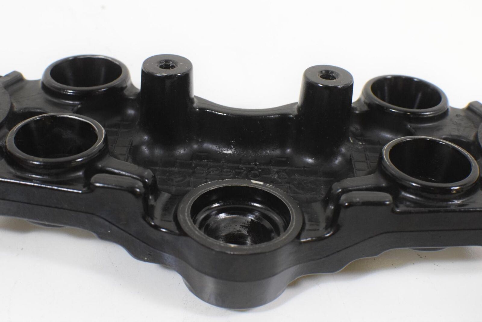 1995 Suzuki RF900R RF900 R Upper Triple Tree Steering Stem 51311-31E00 {{ shop.shopifyCountryName }} - Mototech271