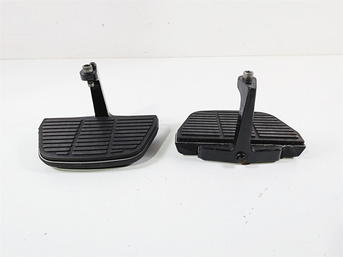 1993 Harley Touring FLHTCU Electra Glide Rear Passenger Floor Board Set 52719-93 {{ shop.shopifyCountryName }} - Mototech271