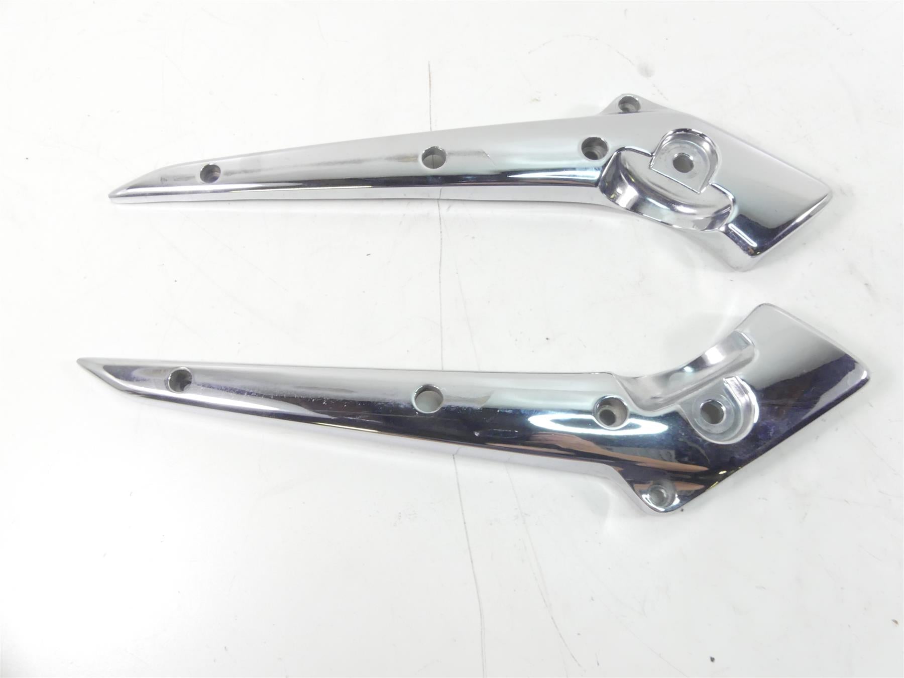 2003 Honda VTX1800R Rear Chrome Fender Frame Support Struts - Read 77330-MCV-000 {{ shop.shopifyCountryName }} - Mototech271