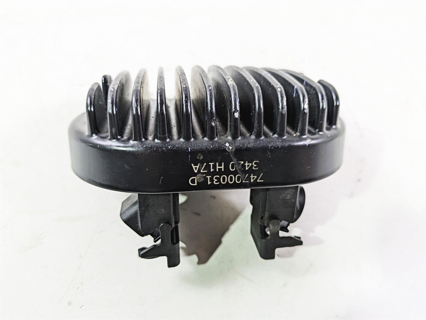 2018 Harley FXBR Softail Breakout Rectifier Voltage Regulator 74700031 {{ shop.shopifyCountryName }} - Mototech271