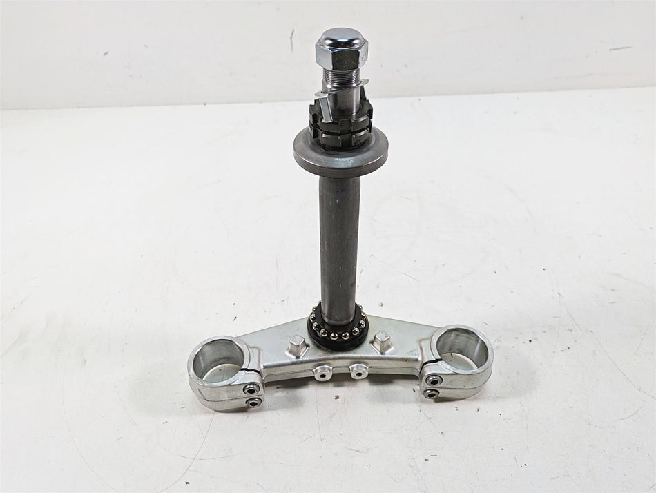 2002 Yamaha FZ1 FZS1000 Fazer Lower Triple Tree Steering Clamp 5LV-23340-00-00 {{ shop.shopifyCountryName }} - Mototech271