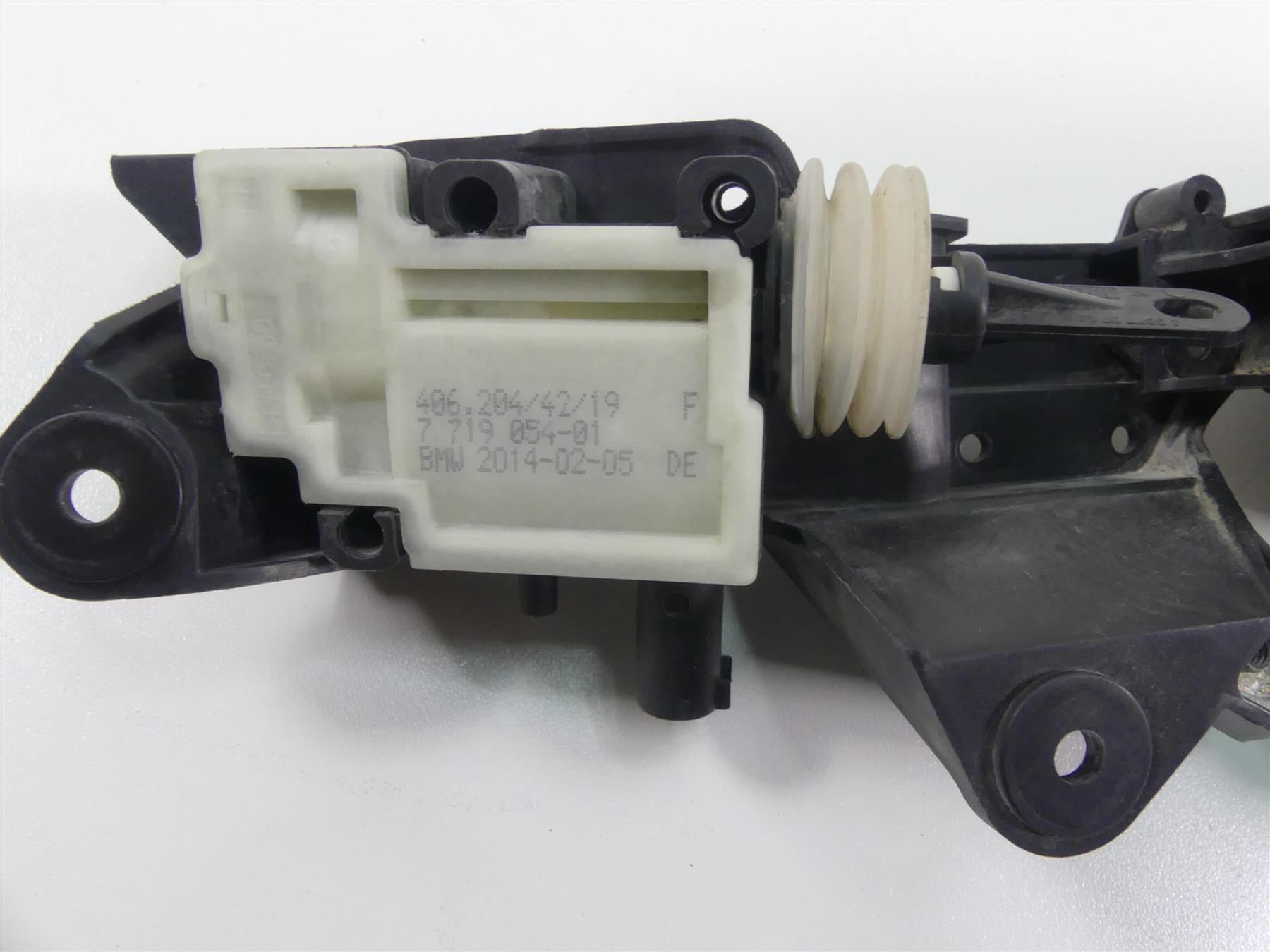 2014 BMW K1600 GTL K48 Right Storage Luggage Compartment Glove Box 40877147090 {{ shop.shopifyCountryName }} - Mototech271