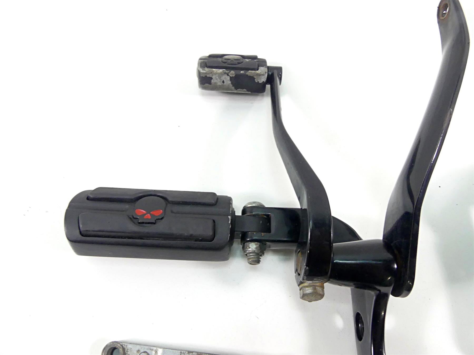 2014 Harley FXDL Dyna Low Rider Front Black Forward Foot Control Set 50500279 {{ shop.shopifyCountryName }} - Mototech271