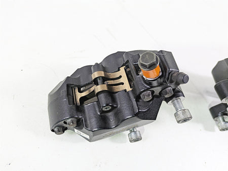 2017 Indian Chieftain Limited Front Brake Caliper Set 1912390 1912391 {{ shop.shopifyCountryName }} - Mototech271