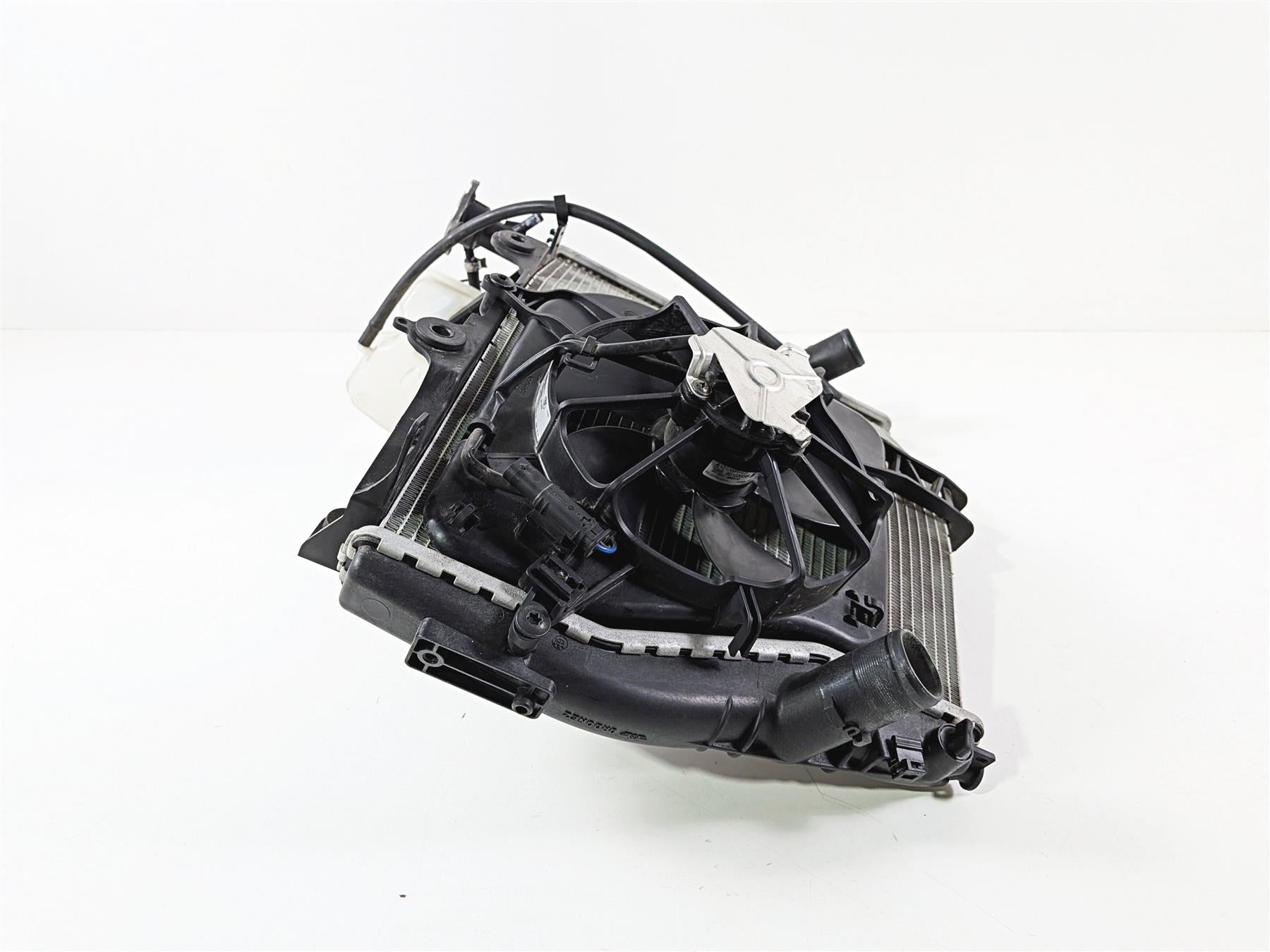 2016 BMW S1000RR K46 Radiator Fans Reservoir And Hoses 17118546822-Mototech271