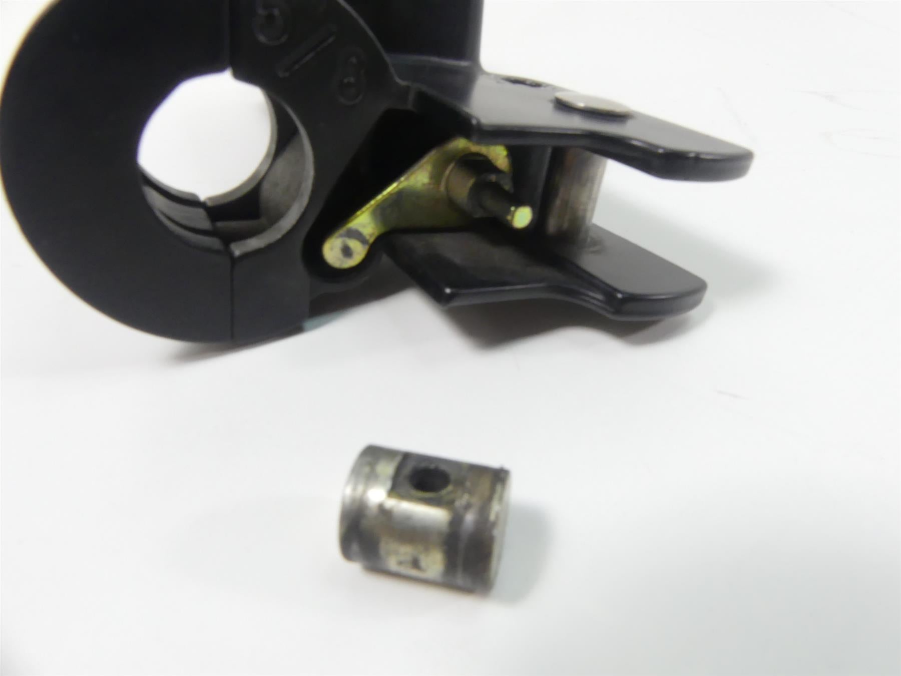 1993 Harley FXSTS Softail Springer Front Brake Master Cylinder 5/8 45019-93 {{ shop.shopifyCountryName }} - Mototech271