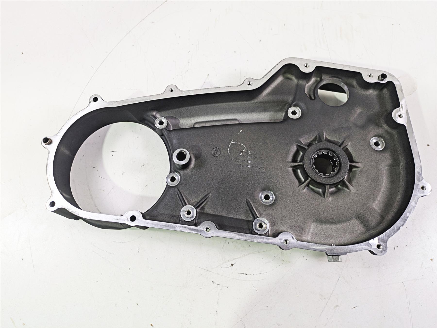 2011 Harley FXDC Dyna Super Glide Inner Primary Drive Clutch Cover 60681-06B {{ shop.shopifyCountryName }} - Mototech271