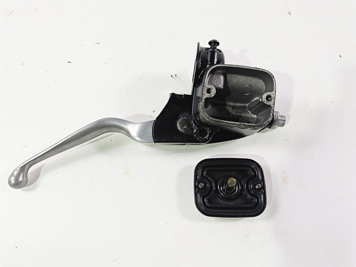 2014 Harley FLS Softail Slim Front Brake Master Cylinder 9/16" 45029-11D {{ shop.shopifyCountryName }} - Mototech271