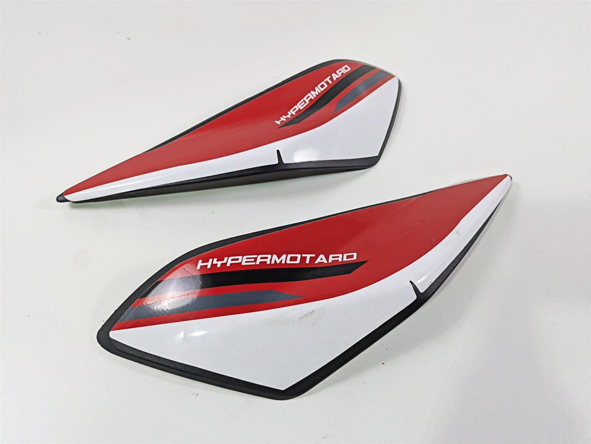 2022 Ducati Hypermotard 950 Rear Upper Tail Side Cover Fairing Set 48019543A {{ shop.shopifyCountryName }} - Mototech271