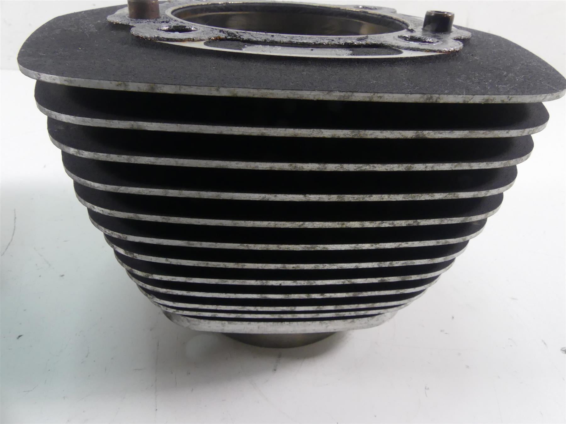 2012 Harley Touring FLHTP Electra Glide Cylinder Jug Barrel Piston Set 16547-99 {{ shop.shopifyCountryName }} - Mototech271
