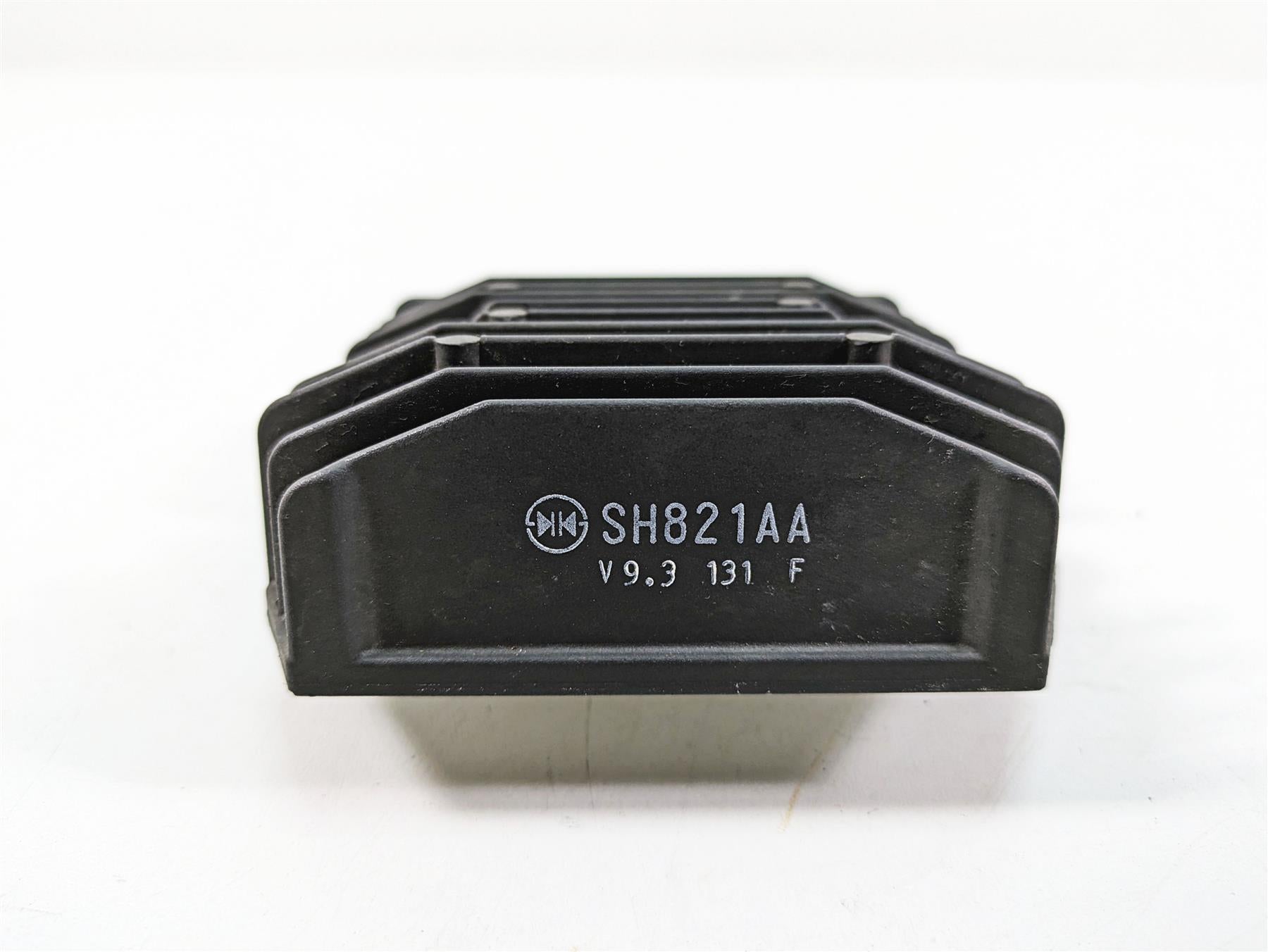 2020 Ducati Hypermotard 950 SP Rectifier Voltage Regulator SH821AA 54040321A {{ shop.shopifyCountryName }} - Mototech271