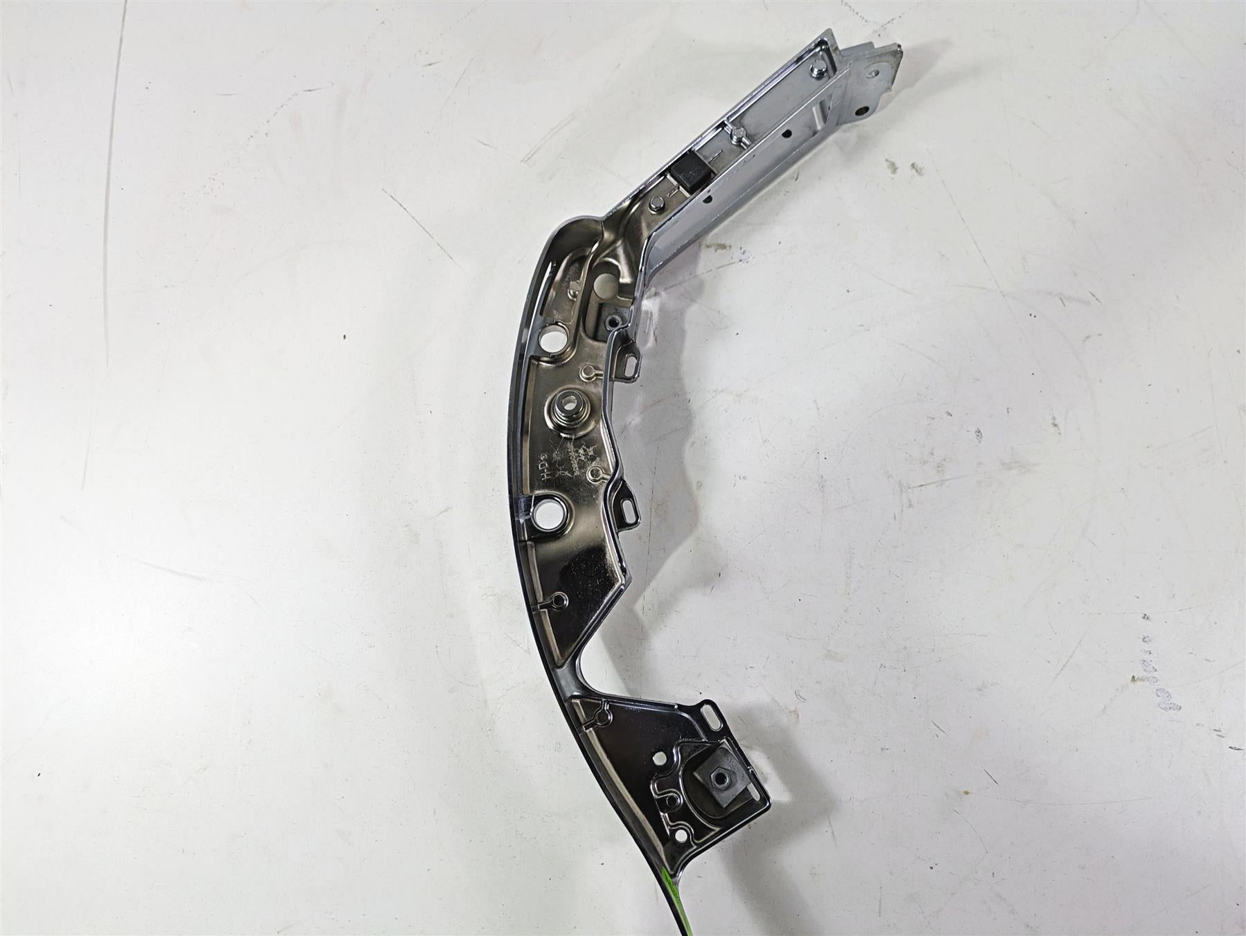 2020 Harley Touring FLHT Electra Glide Rear Fender Chrome Struts 90200503 {{ shop.shopifyCountryName }} - Mototech271