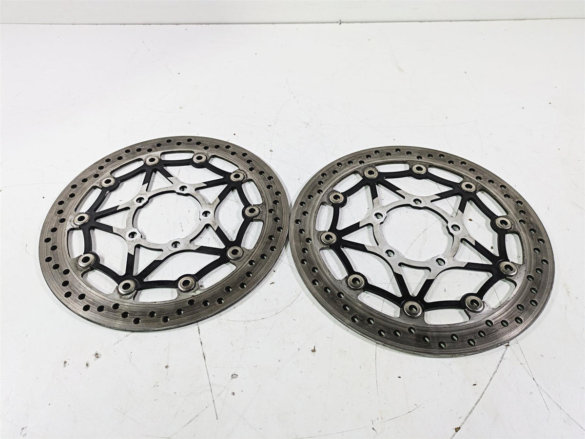 2019 Triumph Speed Triple RS 1050 Front Brake Disc Set 320mm 4.4mm T2022058 {{ shop.shopifyCountryName }} - Mototech271