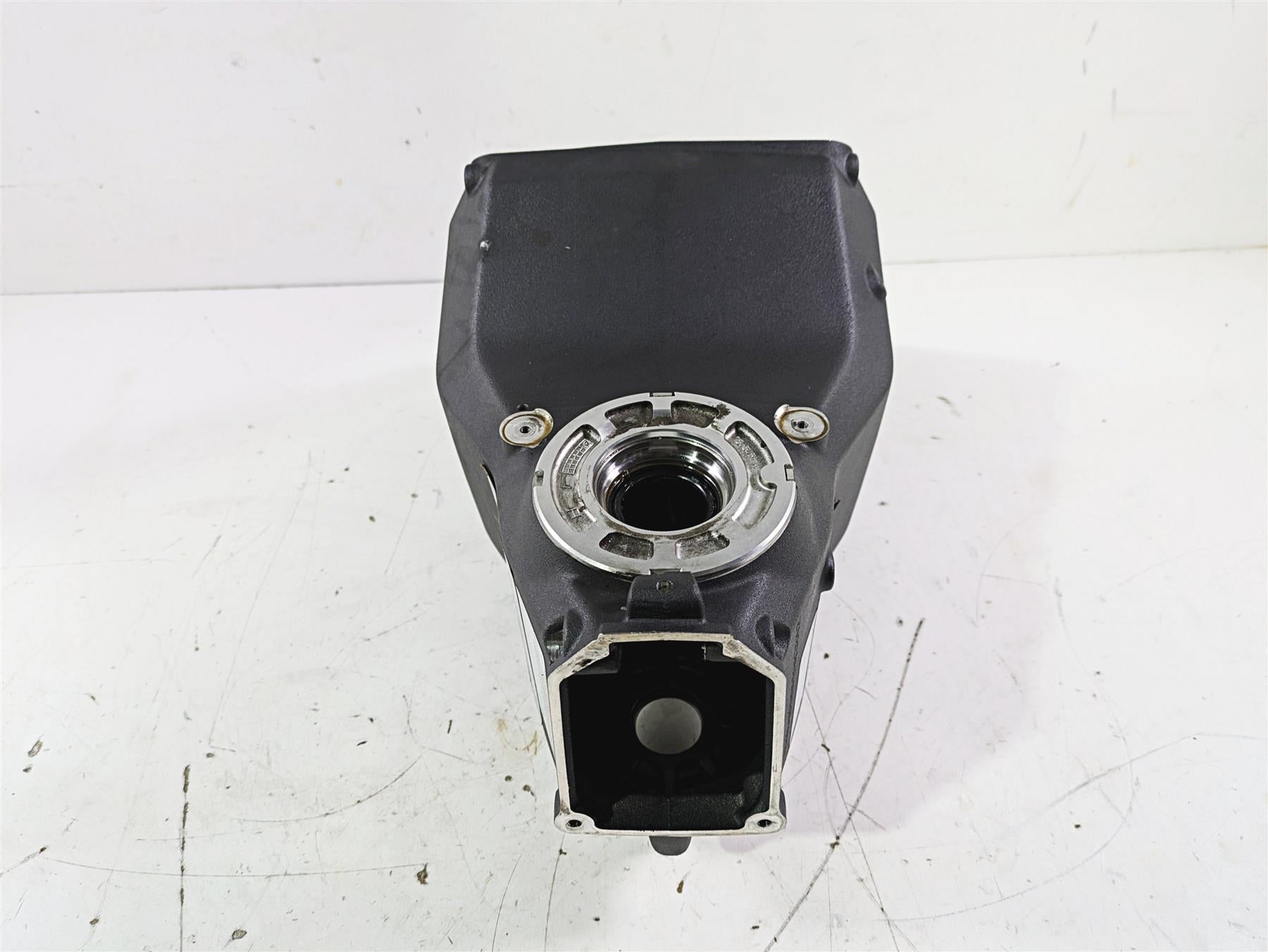 2015 Ducati Panigale 1299 S Straight Main Frame Chassis Airbox With Texas Salvage Title 47022051CA {{ shop.shopifyCountryName }} - Mototech271