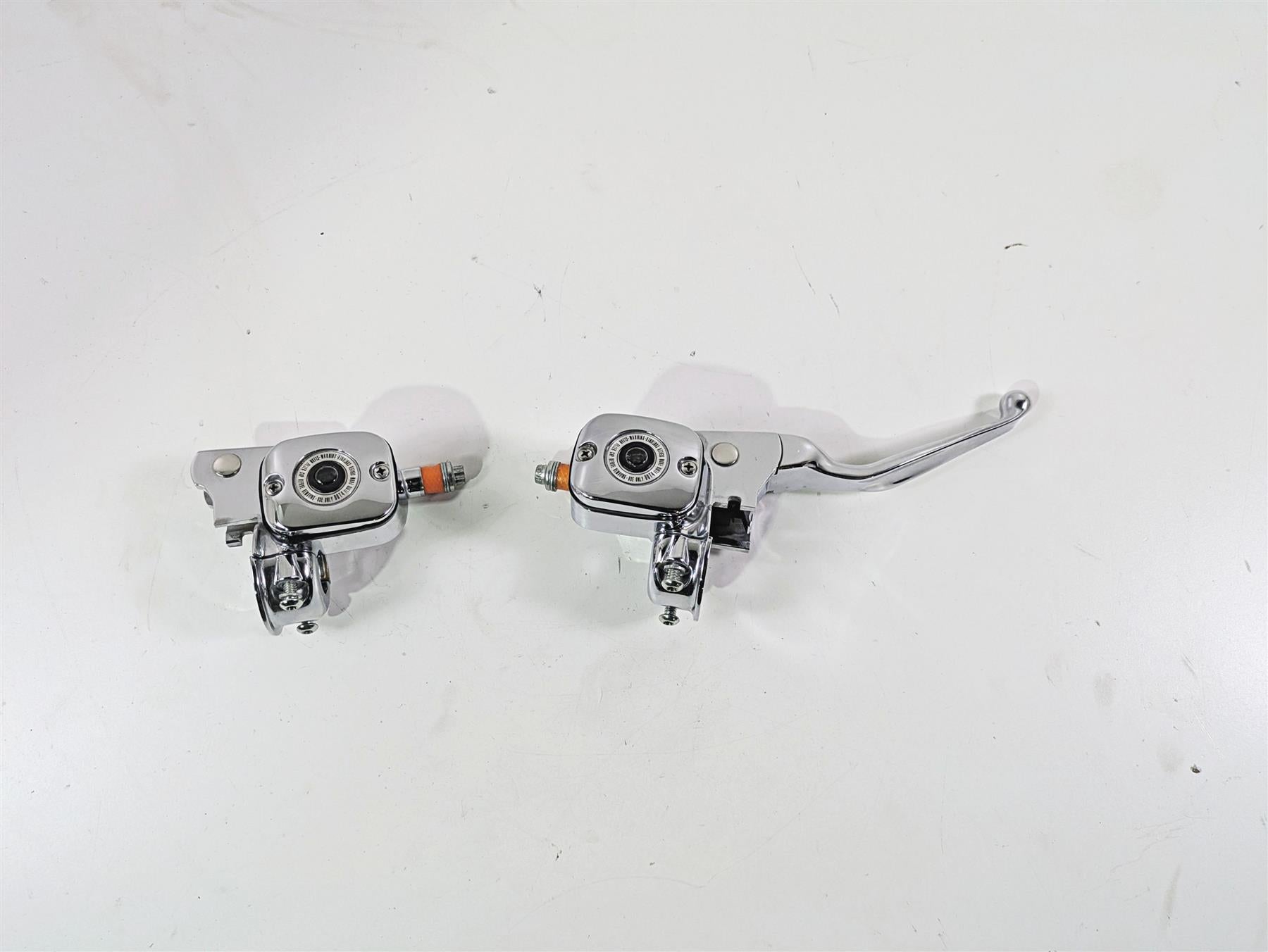 2007 Harley Touring FLHRSE CVO Road King Front Brake Clutch Master Set 41700740 {{ shop.shopifyCountryName }} - Mototech271