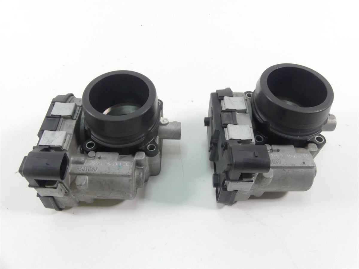 2014 Ducati Hypermotard 821 SP Throttle Bodies Body Fuel Injection Set 28240901A {{ shop.shopifyCountryName }} - Mototech271