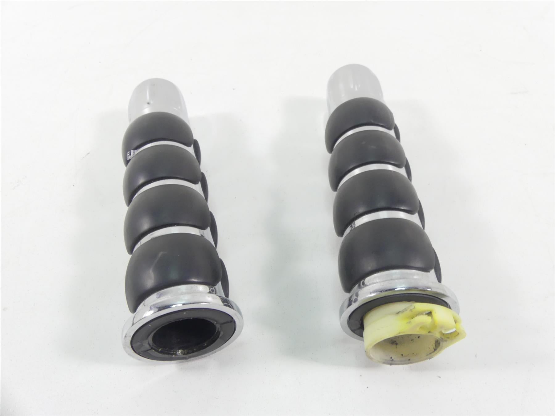 2007 Honda VTX1800 T1 Kuryakyn Cruise Control Throttle Assist & Grip Set 6285 {{ shop.shopifyCountryName }} - Mototech271