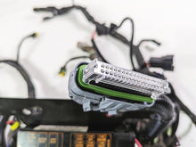 Load image into Gallery viewer, 2008 Harley FLSTC Softail Heritage Main Wiring Harness Loom 70431-08A | Mototech271
