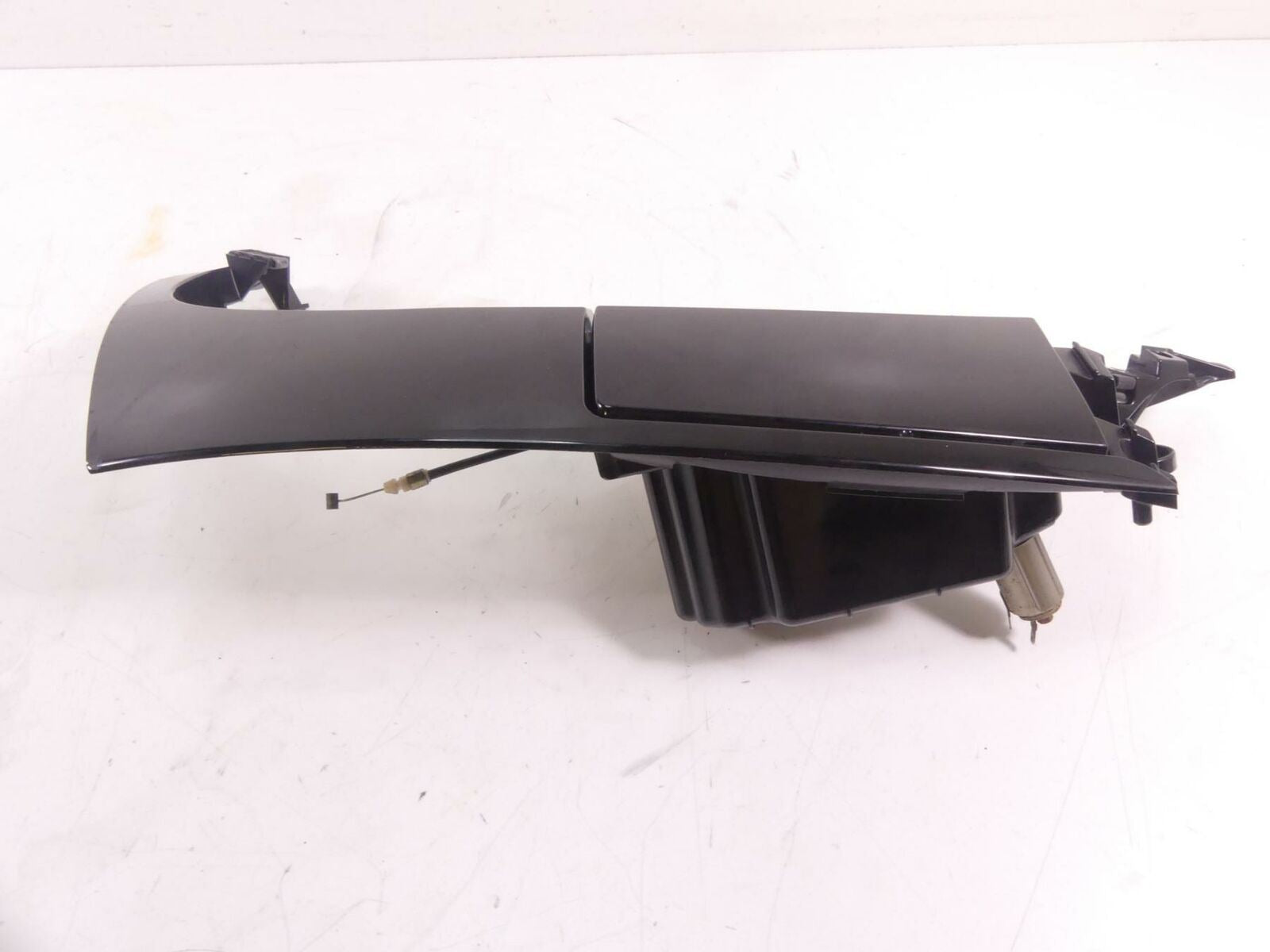 2010 Victory Vision Tour Left Side Storage Glove Box Cover Fairing Set 5438102 {{ shop.shopifyCountryName }} - Mototech271