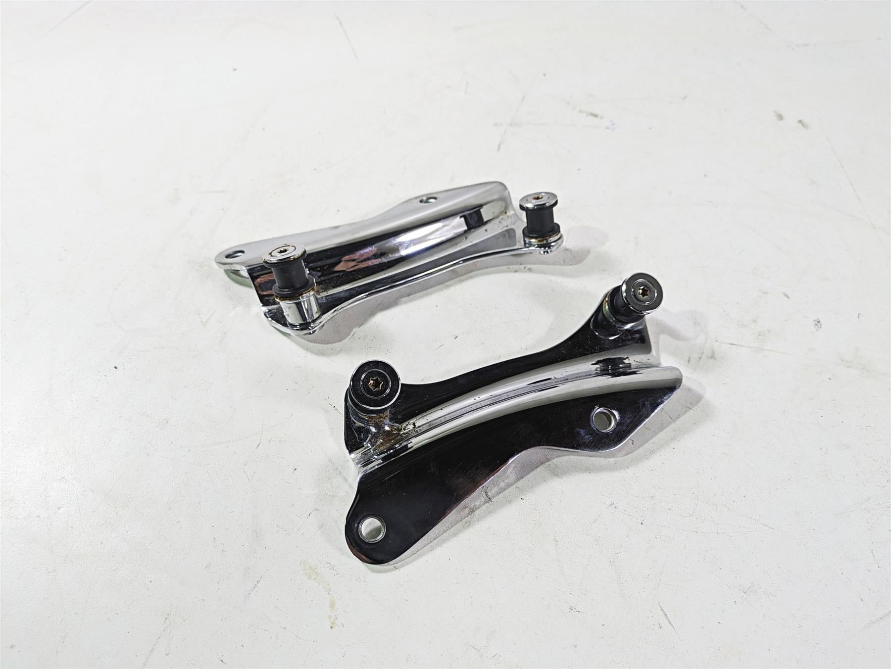2020 Harley Touring FLHT Electra Glide 4 Point Tour Pak Docking Set 52300353 {{ shop.shopifyCountryName }} - Mototech271
