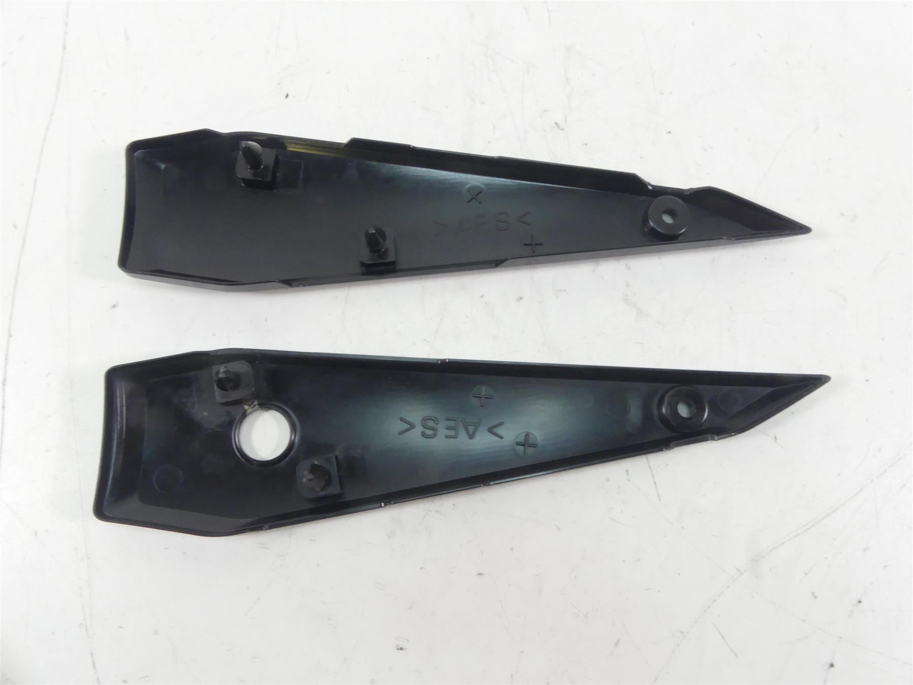 2007 Yamaha FZ1 Fazer Side Infill Fairing Cover Set 2D1-21711-00-00 2D1-21721-00 {{ shop.shopifyCountryName }} - Mototech271