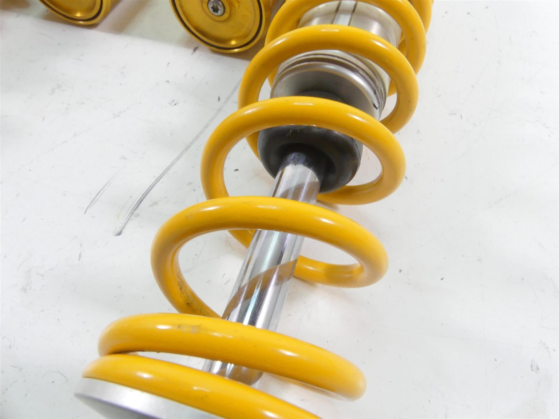 2017 Triumph Thruxton 1200 R Straight Rear Ohlins Shock 15.5" Set T2050392 {{ shop.shopifyCountryName }} - Mototech271