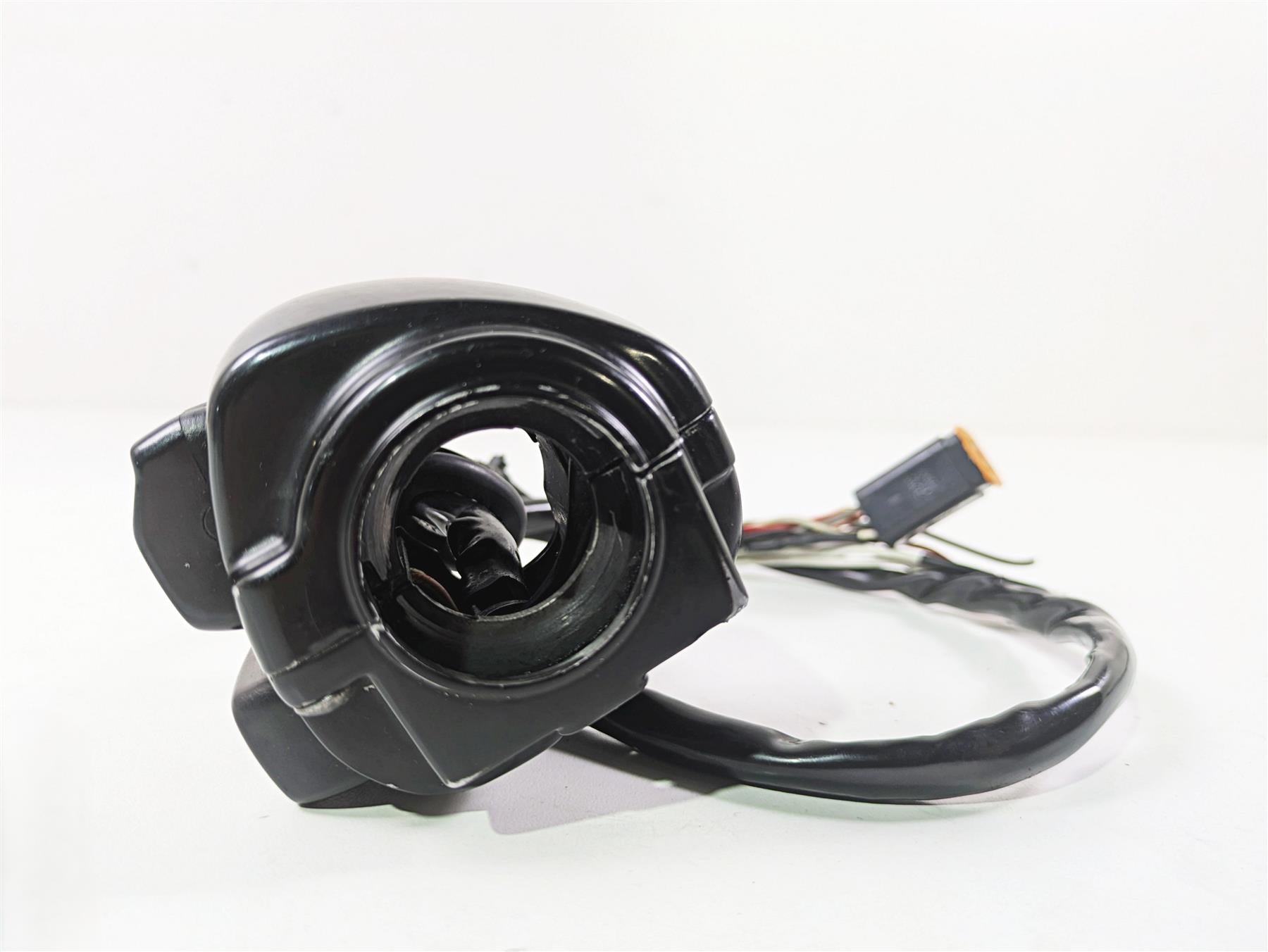1998 Harley Touring FLHRCI Road King Right Hand Control Switch - Read 71684-06A {{ shop.shopifyCountryName }} - Mototech271
