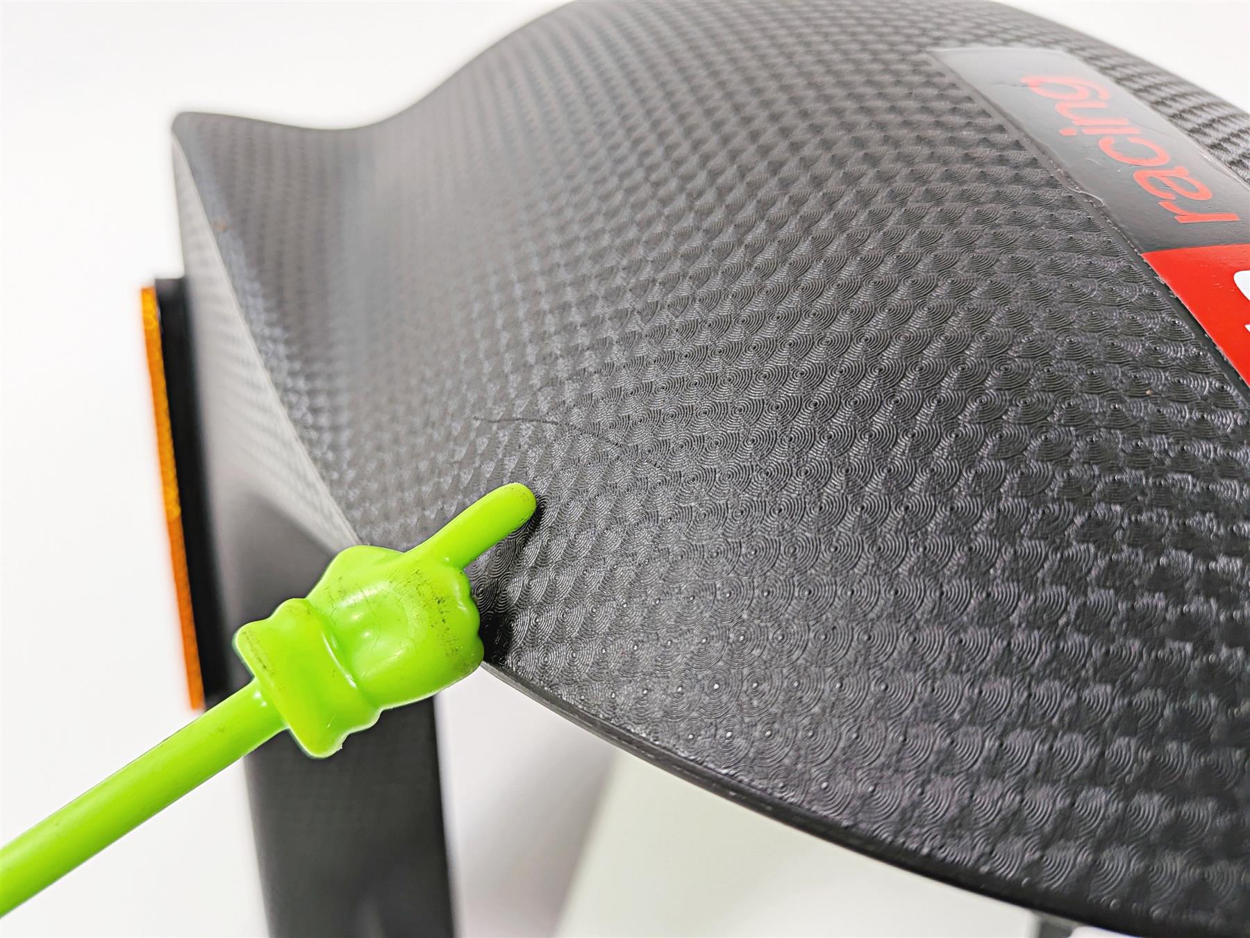 2016 Aprilia RSV 1100 Tuono V4 Factory Front Fender 2B003404 B046156 {{ shop.shopifyCountryName }} - Mototech271