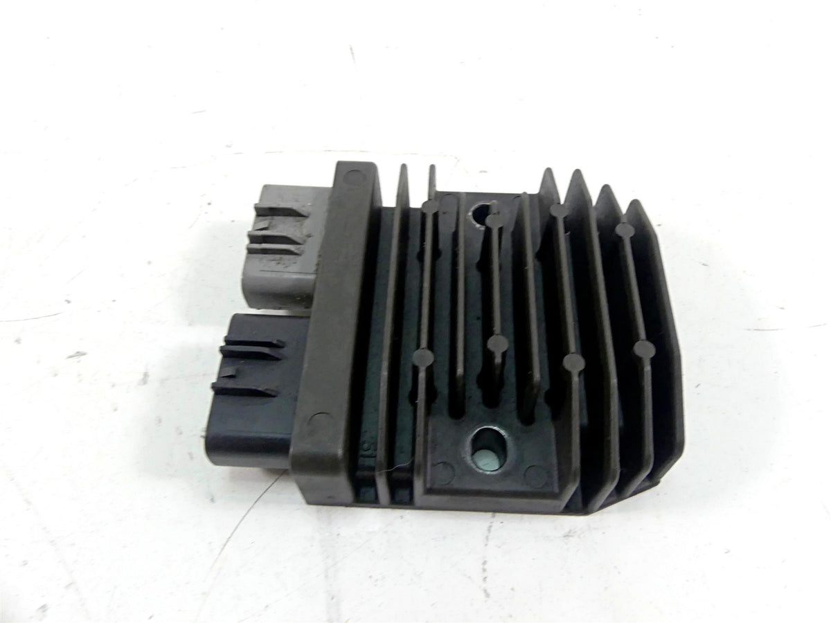 2016 BMW R1200GS Adv K51 Rectifier Voltage Regulator FH020AA 12318523367 {{ shop.shopifyCountryName }} - Mototech271