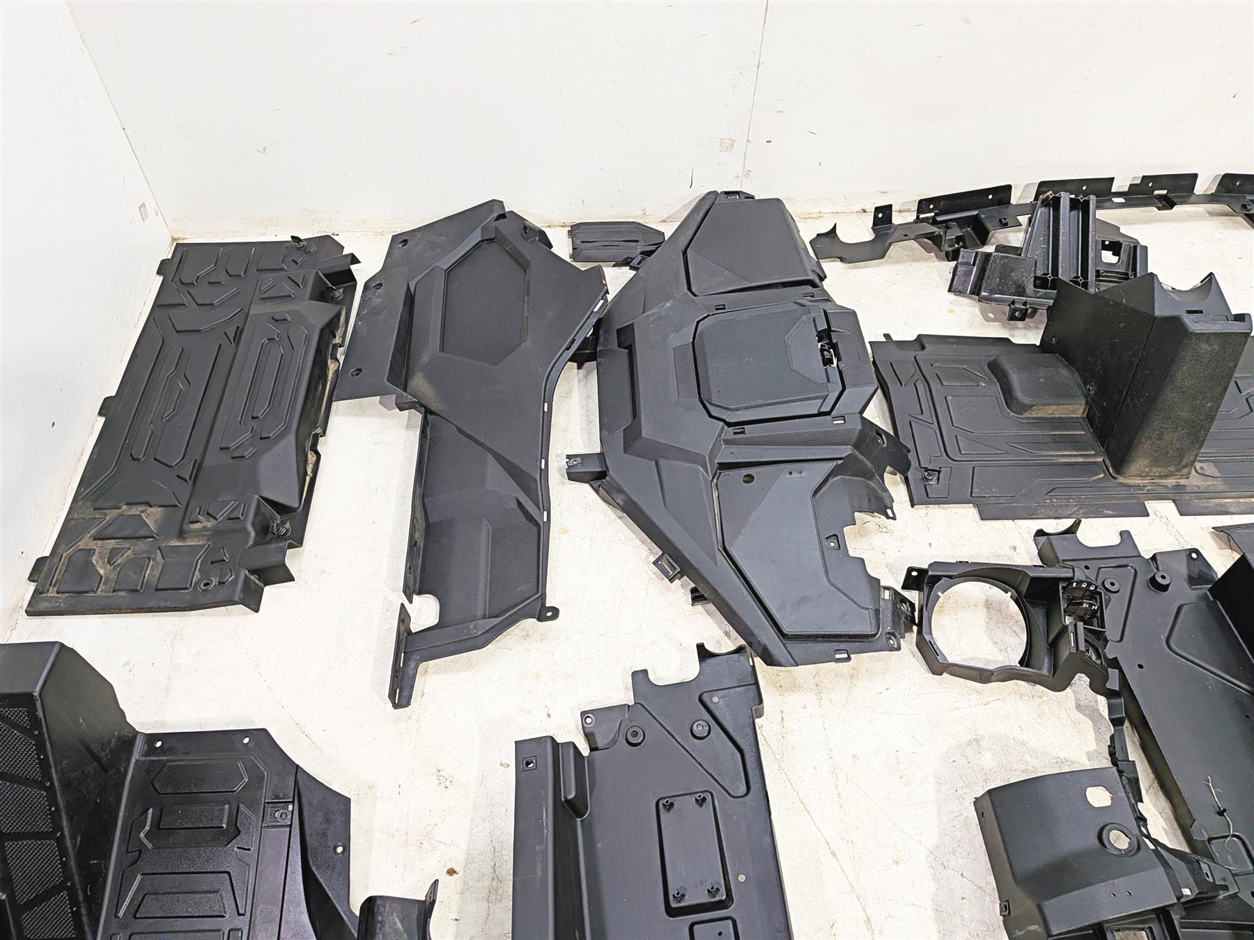 2022 Polaris RZR Turbo R Ultimate Interior Fairing Cover Dash Foot Well 5455194-Mototech271