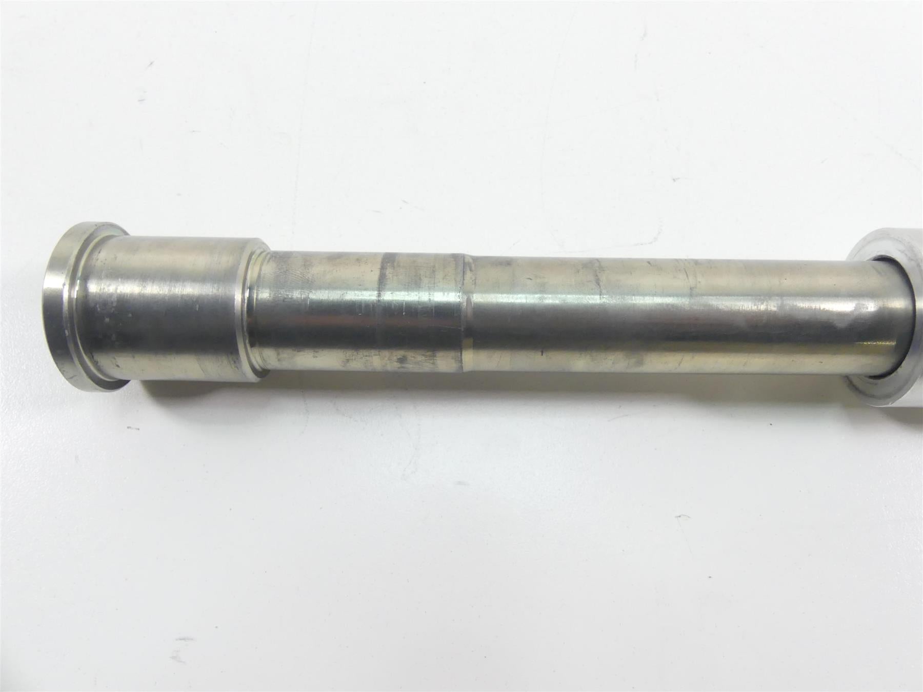 2022 Harley Softail FXBBS Street Bob Front Wheel Spindle Axle 25mm 43000081 {{ shop.shopifyCountryName }} - Mototech271
