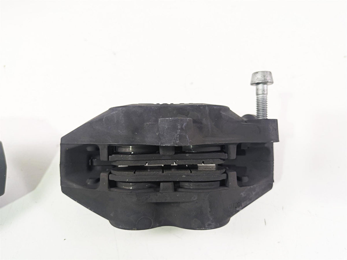 2010 BMW R1200GS K25 Brembo Front Brake Caliper Set 34117711438 34117711439 {{ shop.shopifyCountryName }} - Mototech271