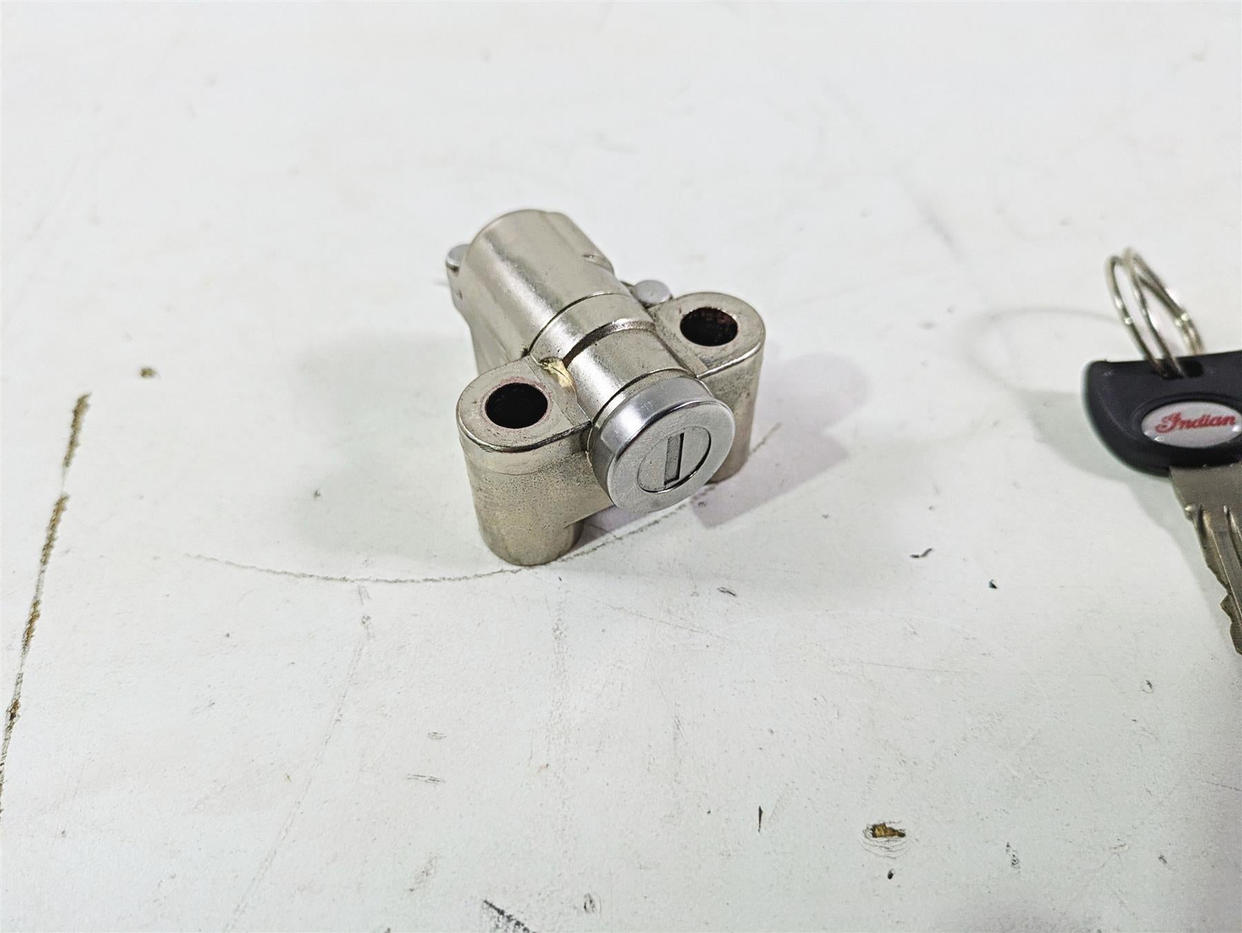 2019 Indian Chieftain Limited Steering Front Fork Lock Key Set 2635146 {{ shop.shopifyCountryName }} - Mototech271