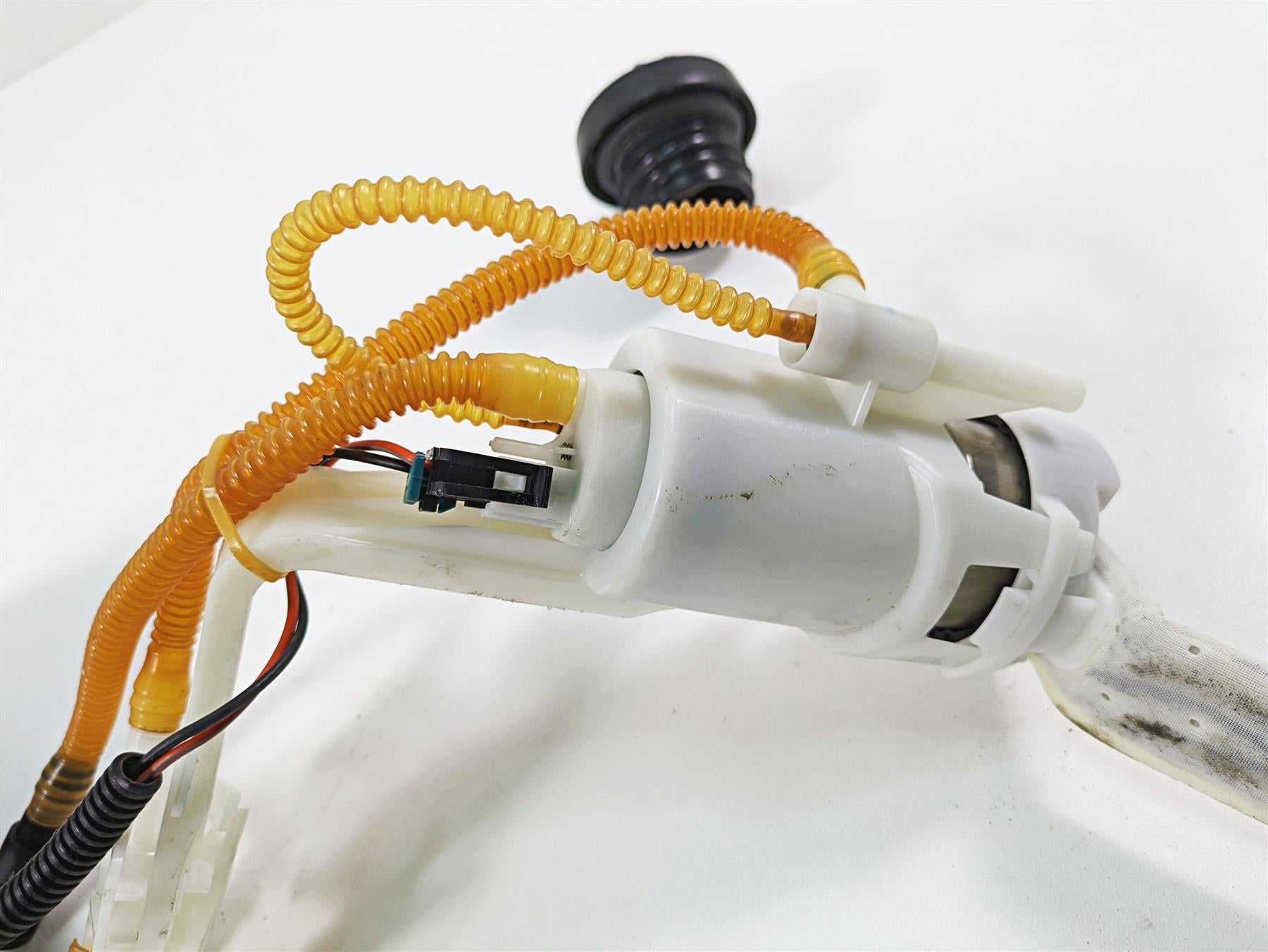 2013 Harley Touring FLHX Street Glide Fuel Gas Petrol Pump 62908-08 75069-08C {{ shop.shopifyCountryName }} - Mototech271