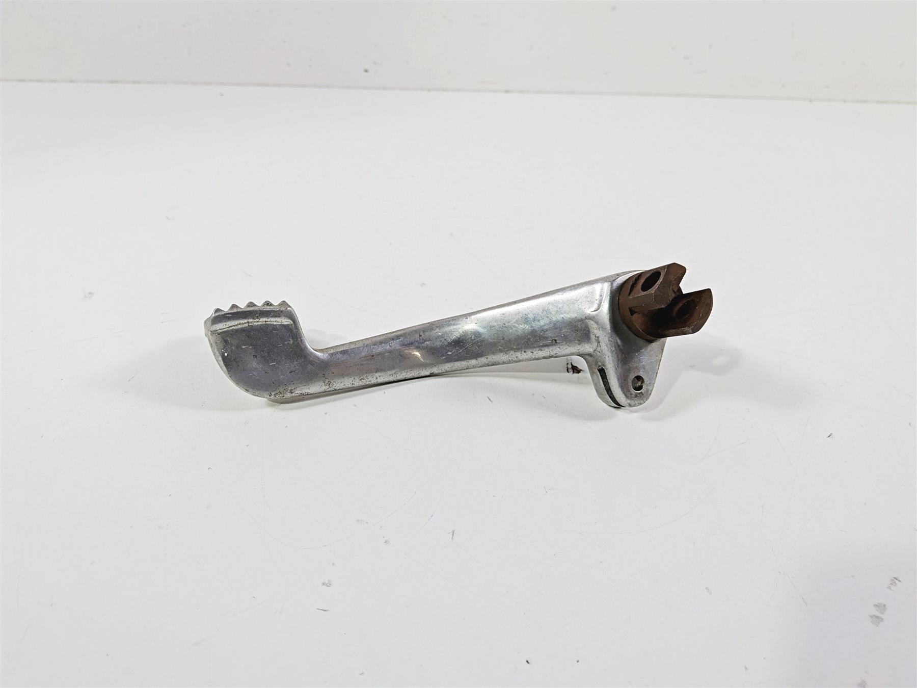 2002 Harley Davidson XLH883 Sportster Rear Brake Lever Pedal 42447-96 {{ shop.shopifyCountryName }} - Mototech271