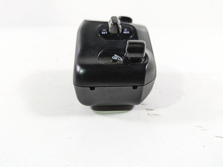 2018 Indian Chieftain Dark Horse Right Hand Control Switch 4016911 4018445 {{ shop.shopifyCountryName }} - Mototech271