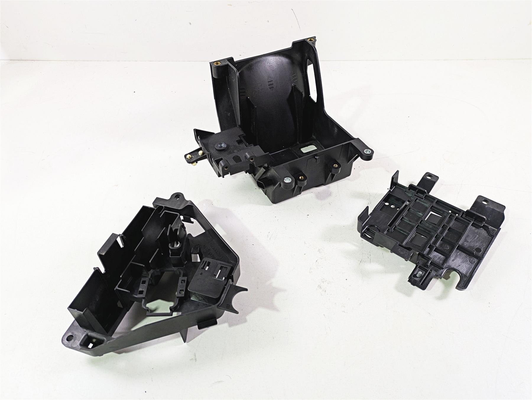 2015 Harley Touring FLHTKL Electra Glide Electrical Parts Holder Set 66000010A {{ shop.shopifyCountryName }} - Mototech271