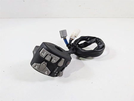 2022 Kawasaki ZX10R ZX1000 Ninja Left Hand Light Control Switch 46091-0576 {{ shop.shopifyCountryName }} - Mototech271