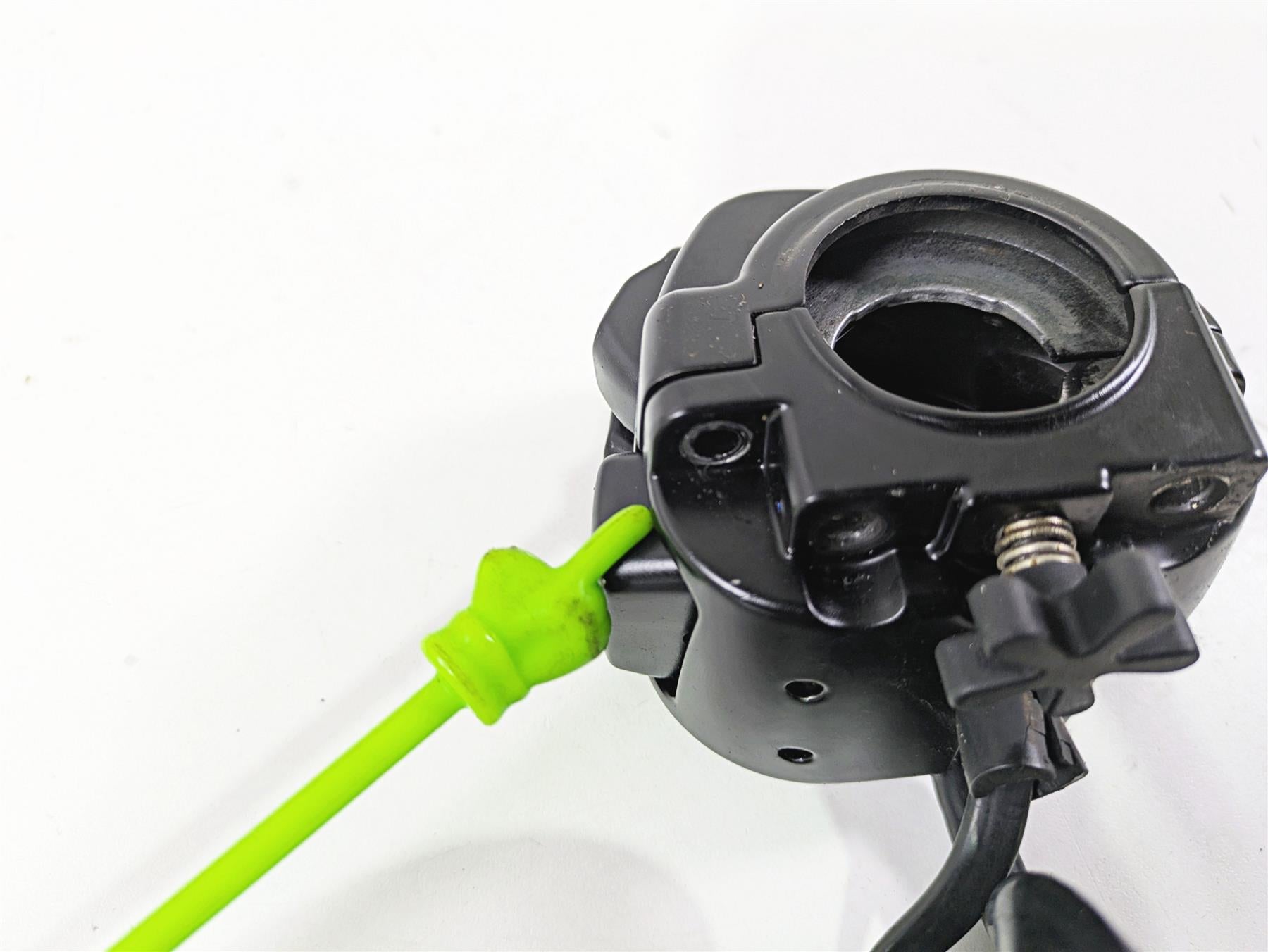 2015 Harley FXDF Dyna Fat Bob Right Hand Control Switch Start Blinker 72944-12 {{ shop.shopifyCountryName }} - Mototech271