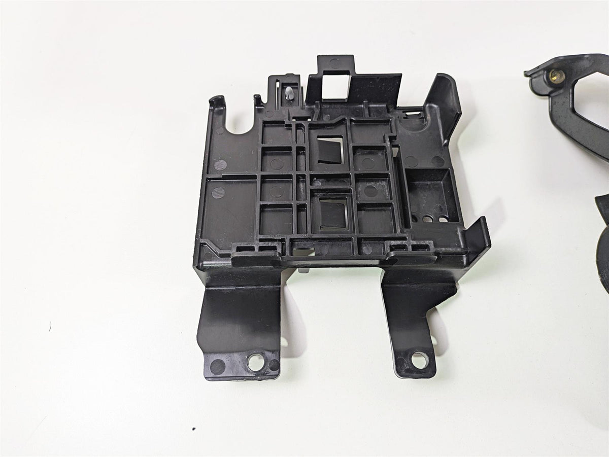 2016 Harley Touring FLHR Road King Battery & Electrical Holder Set 66000010A {{ shop.shopifyCountryName }} - Mototech271