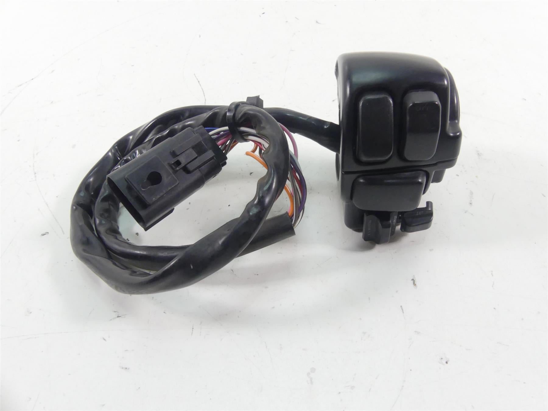 2013 Harley Touring FLHTK Electra Glide Right Hand Control Switch 71684-06A {{ shop.shopifyCountryName }} - Mototech271