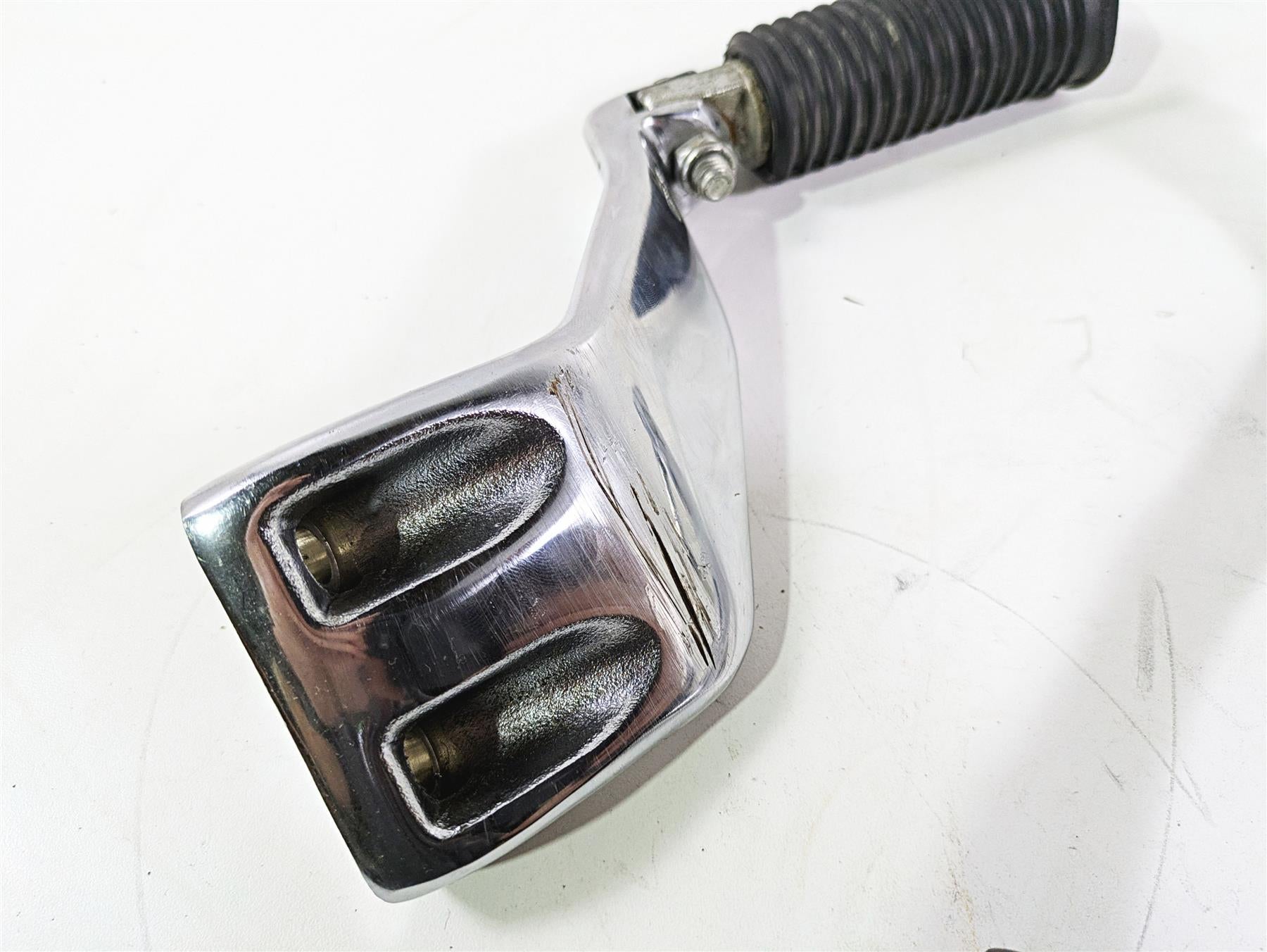 2016 Harley FXDL Dyna Low Rider Left Rider Foot Peg & Shift Lever Set 50500279 {{ shop.shopifyCountryName }} - Mototech271