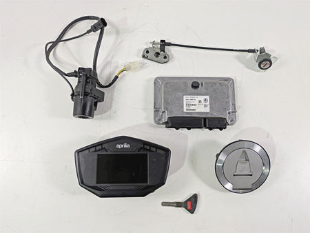 2017 Aprilia RSV 1100 Tuono V4 Factory Gauges Ignition Switch Cdi Key 2B003549 {{ shop.shopifyCountryName }} - Mototech271