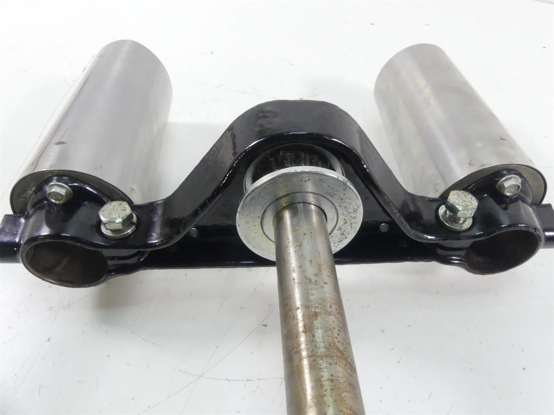 2007 Harley FLHTCU SE2 CVO Electra Glide Triple Tree & Riser Set 41mm 45446-87A {{ shop.shopifyCountryName }} - Mototech271