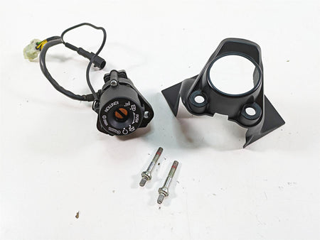 2020 Ducati Hypermotard 950 SP Ignition Switch Antenna - No Key! 65240321A {{ shop.shopifyCountryName }} - Mototech271