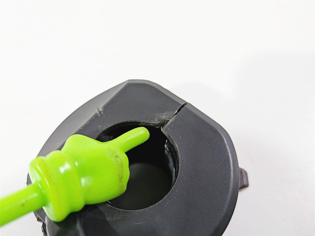 2019 Ducati 959 Panigale Right Hand Start Stop Control Switch - Read 65010094I {{ shop.shopifyCountryName }} - Mototech271