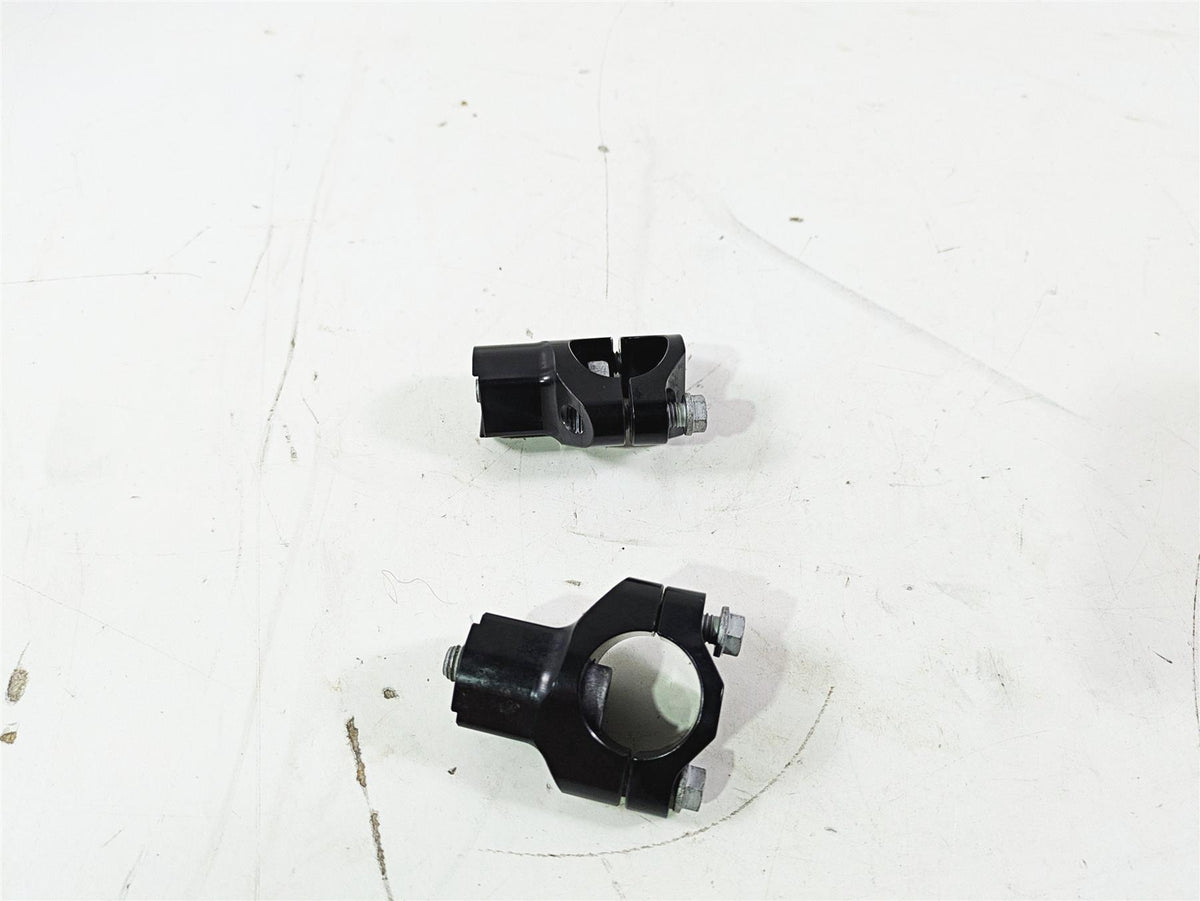 2022 KTM 1290 Super Adventure S Handlebar Riser Holder Set 00050000927 {{ shop.shopifyCountryName }} - Mototech271
