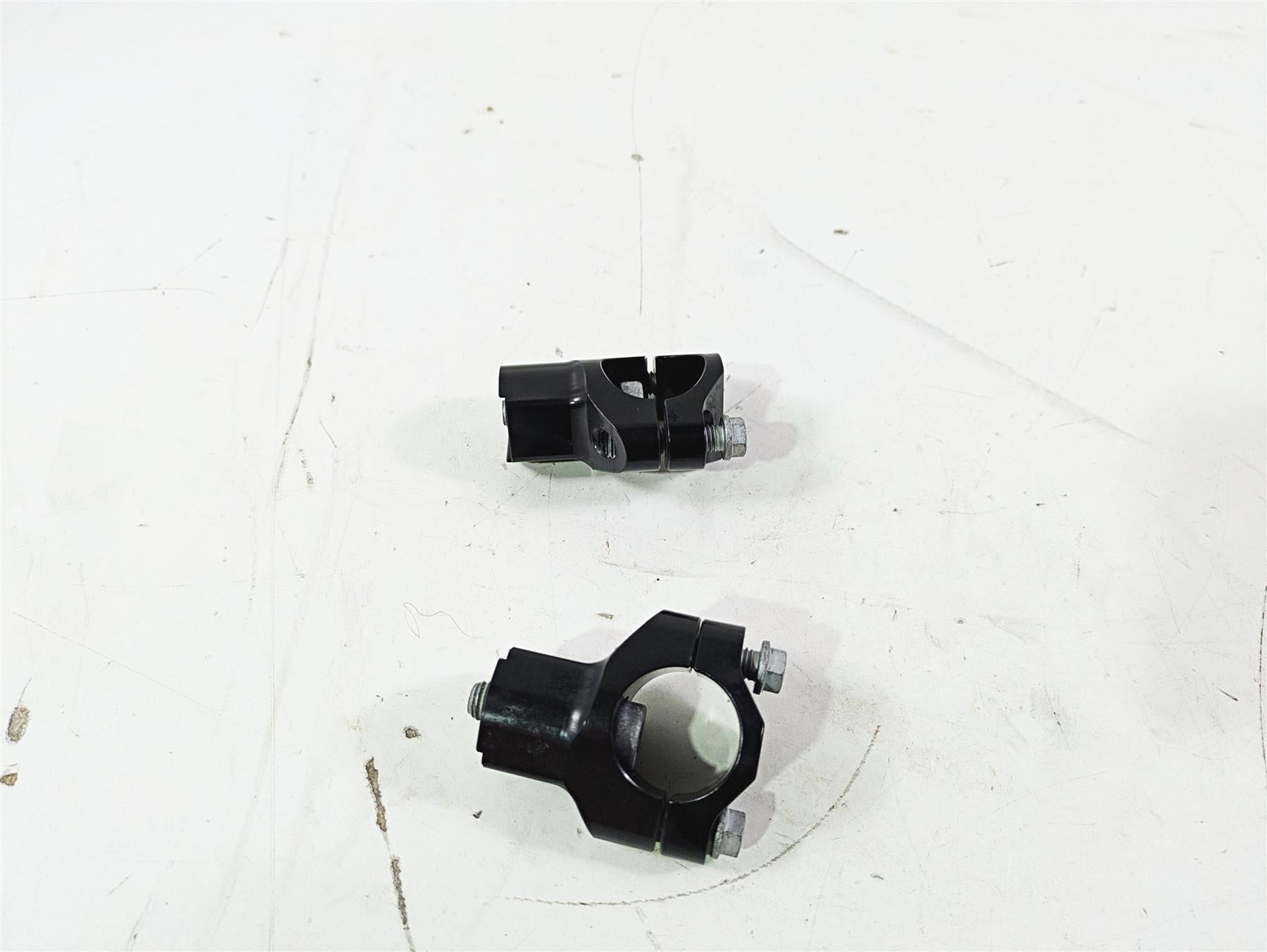 2022 KTM 1290 Super Adventure S Handlebar Riser Holder Set 00050000927 {{ shop.shopifyCountryName }} - Mototech271