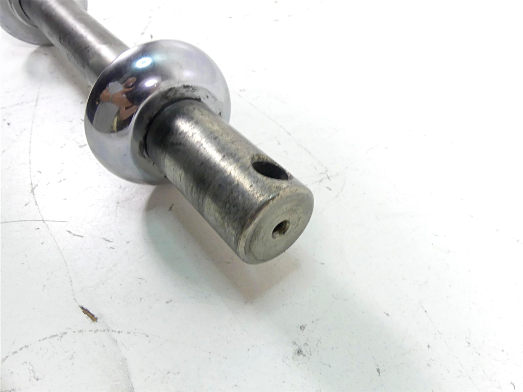 2006 Harley Touring FLHTCU SE E-Glide 1" Front Axle Wheel Spindle 43364-00 {{ shop.shopifyCountryName }} - Mototech271