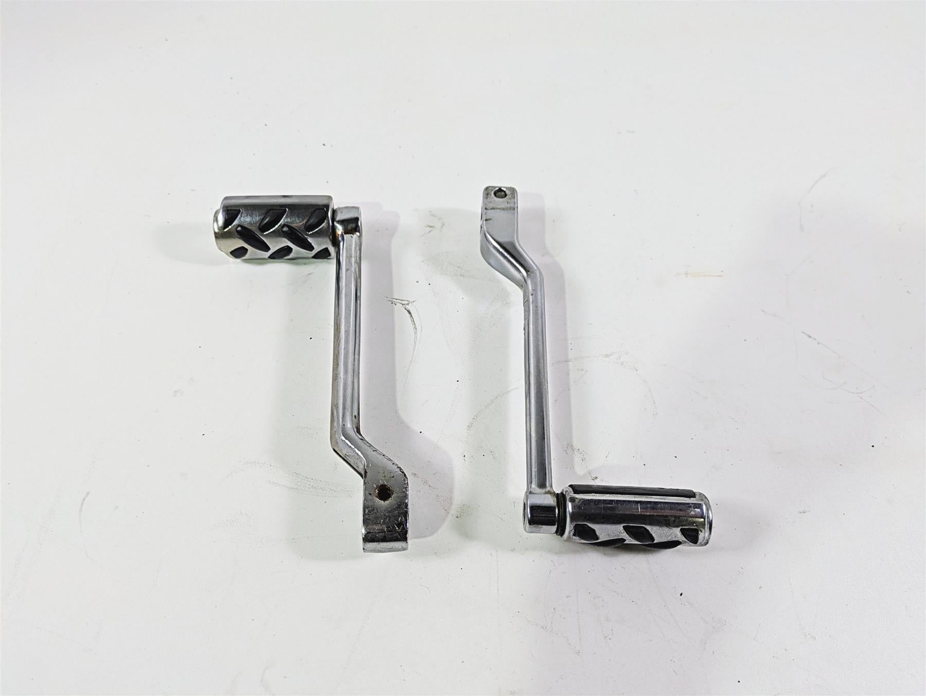 2005 Harley Touring FLHRI Road King Chrome Shifter Lever Pedal Pegs {{ shop.shopifyCountryName }} - Mototech271